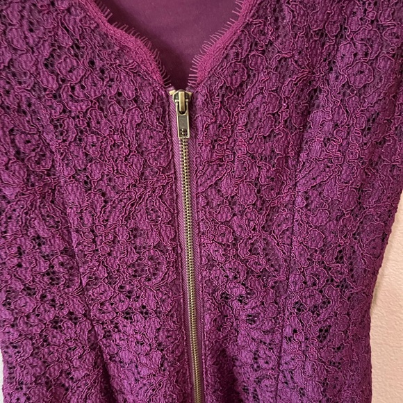 Adrianna Papell Lace Sleeveless dress size 4 purple mulberry square neck elegant - Picture 6 of 8